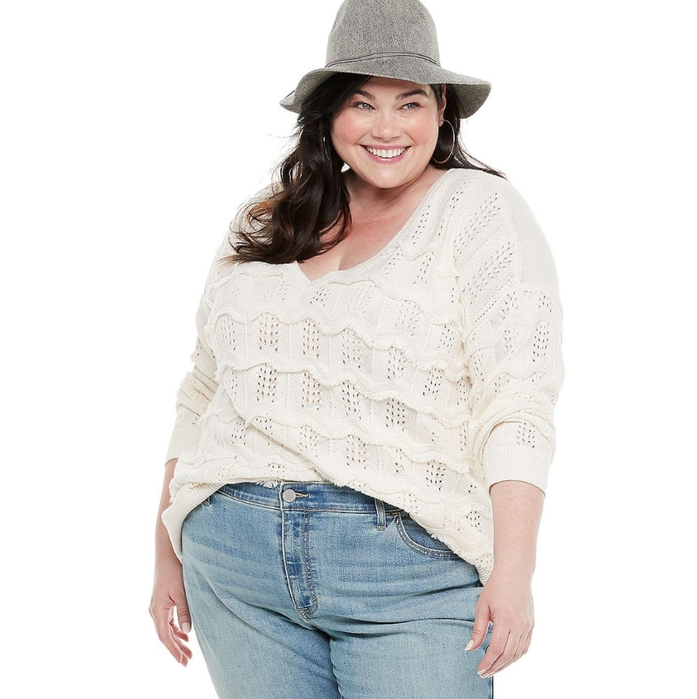New 2XL Relaxed Ruffle Wave Pointelle White Sweater Knit Textured